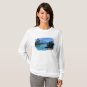 Kayaking on Maligne Lake op Spirit Island T-shirt (Voorkant volledig)