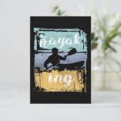 Kayaking T-shirt -  Retro Kayak RSVP Kaartje (Staand voorkant)