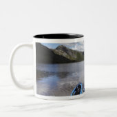 Kayaks, Cradle Mountain en Dove Lake, Cradle Tweekleurige Koffiemok (Links)