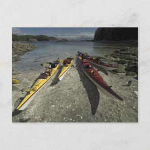 Kayaks op Dicebox Island, Broken Island Group, Briefkaart