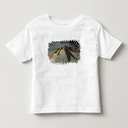 Kayaks op Dicebox Island, Broken Island Group, Kinder Shirts (Voorkant)