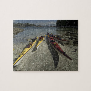 Kayaks op Dicebox Island, Broken Island Group, Legpuzzel