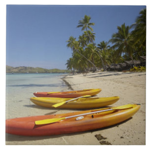 Kayaks op het strand, Plantation Island Resort Tegeltje