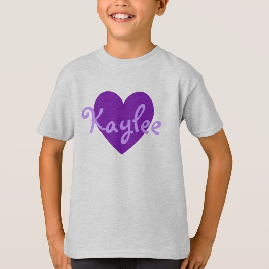 Kaylee in Paars T-shirt (Voorkant)