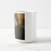 Keeno de Judgy Cat Coffee Mok (Center)