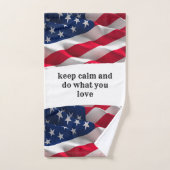 keep calm affirmational quote and vibrant flag bad handdoek (Handdoek)
