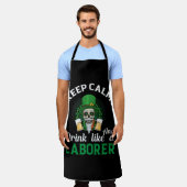 Keep Calm And Drink Like A Laborer Schort (Gedragen)