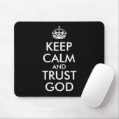KEEP CALM AND TRUST GOD MUISMAT (Met muis)