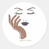 KEEP IT CUTE SERIES- BRUIN RONDE STICKER (Voorkant)