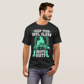 Keep Your Soul Clean Boots Dirty Rodeo Cowgirl Bar T-shirt (Voorkant volledig)