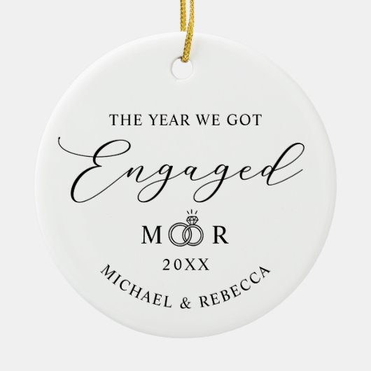 Keepsake Couple Names Ring Engaged Keramisch Ornament (Voorkant)
