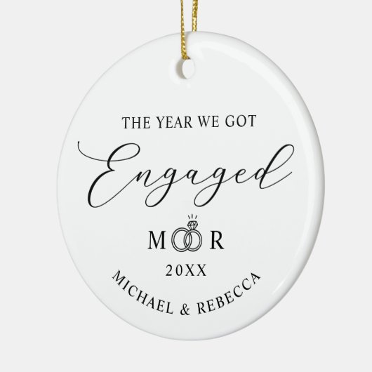 Keepsake Couple Names Ring Engaged Keramisch Ornament (Links)
