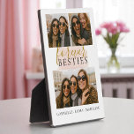 Keepsake Forever Besties Friends 3 Fotocollage Fotoplaat<br><div class="desc">Vier je beste vriendschap met een aangepaste acrylprijs met je favoriete foto's en het elegante "Forever Besties"-script. Een welgemeende herinnering om gedeeld gelach,  liefde en onbreekbare banden te eren.</div>
