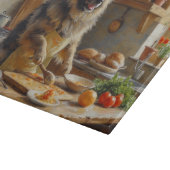 Keeshond Cooking in Kitchen Snijplank (Hoek)