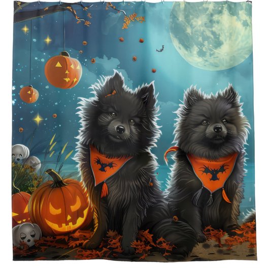 Keeshond Halloween Spooky Douchegordijn (Voorkant)