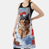 Keeshond Hond Hardlopen In Sneeuw Met Kerst Pet Schort (Insitu)