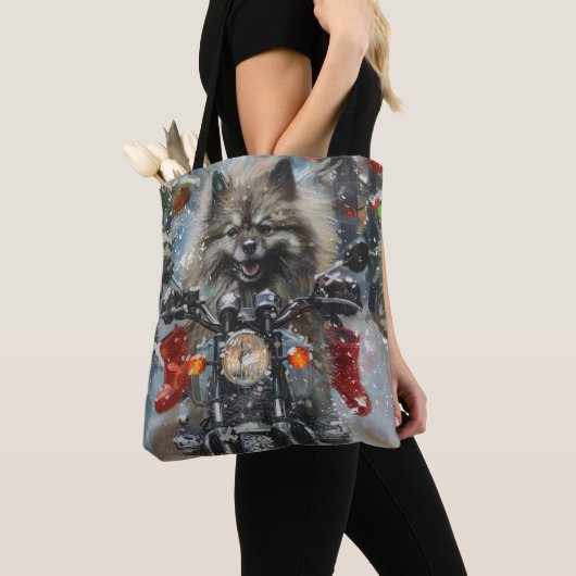 Keeshond Hond Rijden Motorfiets Kerstmis Tote Bag (Dichtbij)