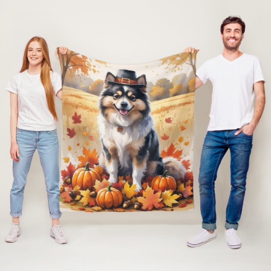 Keeshond in herfstbladeren Thanksgiving Kunst Fleece Deken (In situ)