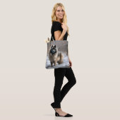 Keeshond Laat het Sneeuwen Kerstmis Tote Bag (Op model)