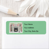 Keeshond met Kerstmis Puppy Dog met Fireplace Pain Etiket (Insitu)