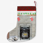 Keeshond met Kerstmis Puppy Dog met Fireplace Pain Kleine Kerstsok (Achterkant)