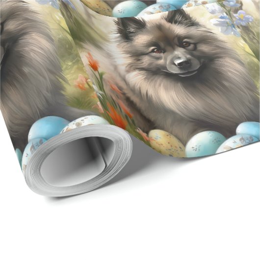 Keeshond met paaseieren cadeaupapier (Rol Hoek)