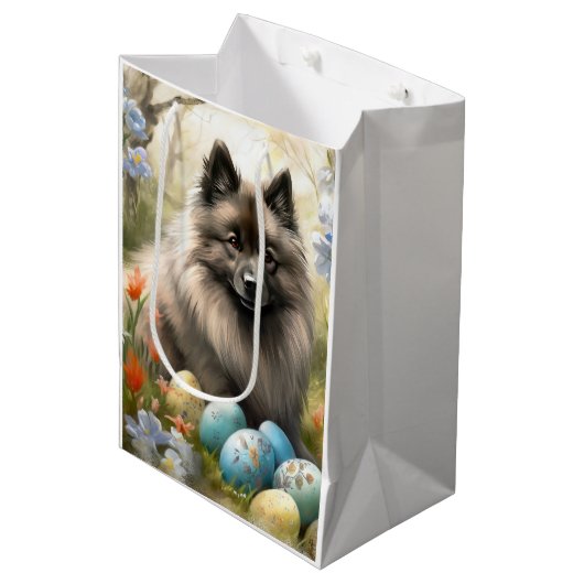 Keeshond met Pasen Eieren Medium Cadeauzakje (Voorkant Gekanteld)