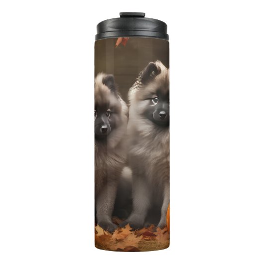 Keeshond Puppy Autumn Delight Pompoen Thermosbeker (Voorkant)