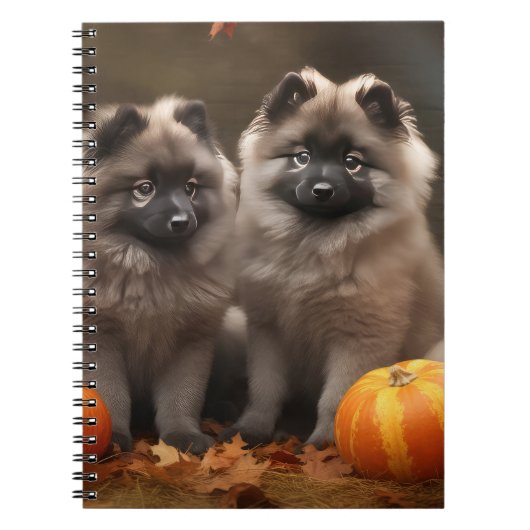 Keeshond Puppy Herfst Delight Pompoen Notitieboek (Voorkant)