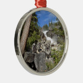 Keeshond Waterfall Ornament (Rechts)