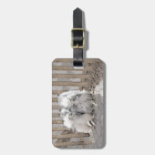 Keeshonds bij het schilderen van de poort - Oorspr Bagagelabel (Voorkant verticaal)