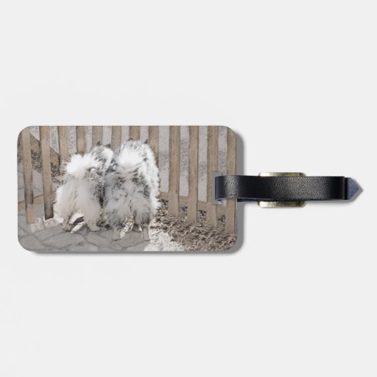 Keeshonds bij het schilderen van de poort - Oorspr Bagagelabel (Achterkant horizontaal)