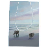 Keeshonds in de Seashore-schilderkunst Medium Cadeauzakje (Achterkant)