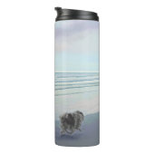 Keeshonds in de Seashore-schilderkunst Thermosbeker (Geroteerd rechts)