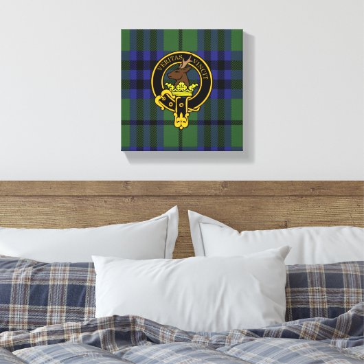 Keith Scottish Crest en Tartan Canvas print (Insitu (Slaapkamer))