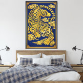 Keizerlijke Tijger – Goud & Blauw Canvasprint Canvas Afdruk (Insitu (Slaapkamer))