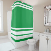 Kelly Green: Moderne lijnen in wit Douchegordijn (In situ)