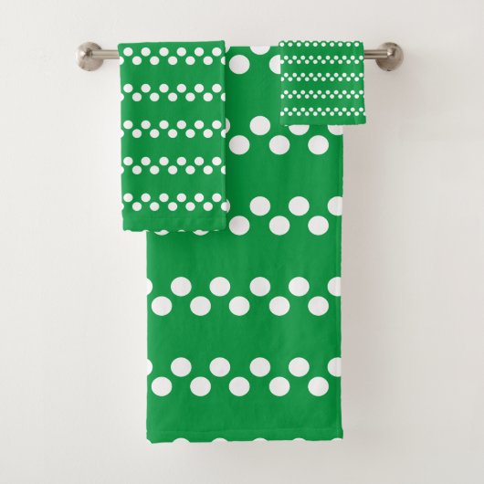 Kelly Groen: Klein wit Stippenpatroon Bad Handdoek (Insitu)