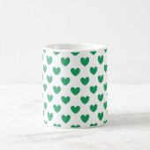 Kelly-groene polka harten wit koffiemok (Center)