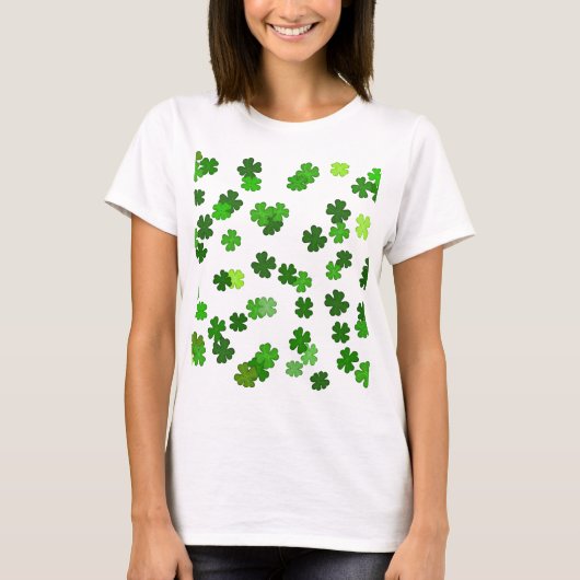 Kelly groene “Shamrocks Falling” T-shirt (Voorkant)