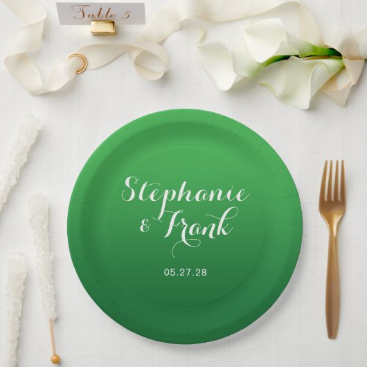 Kelly naar Forest Green Gradient Wedding Papieren Bordje (Huwelijk)
