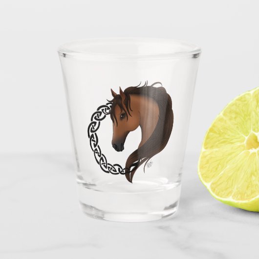 Keltisch bruin paard geel shot glas (Voorkant)
