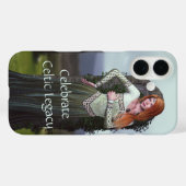 Keltische dame poseert voor oude stenen Case-Mate iPhone case (Achterkant (horizontaal))