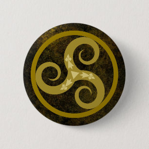 Keltische decoratieve gouden triskele symbool ronde button 5,7 cm