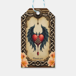 Keltische elegantie met een hart en vleugels. cadeaulabel