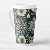 Keltische Klaver Bloem Charm Latte Mok (Linkerhoek)