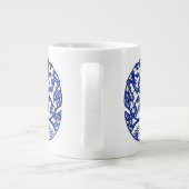 Keltische Knoop Boom van het Leven in Indigo Blauw Grote Koffiekop (Achterkant)