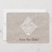 Keltische knoop op de traditionele rotsburlap save the date (Achterkant)