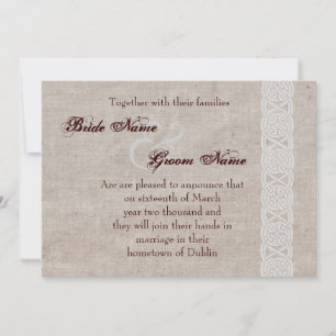 Keltische knoop op de traditionele rotsburlap save the date