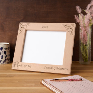 Keltische letter R Aangepaste naam Gegraveerde Lijstjes